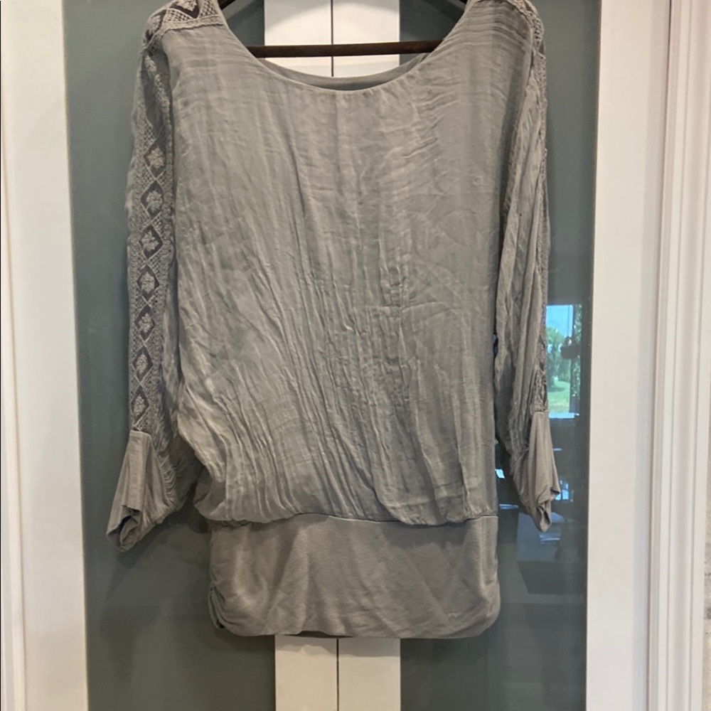 Gray 3/4 Sleeve Relaxed Blouse